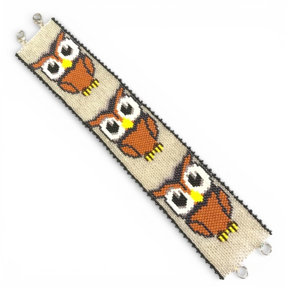 Hand Crafted 1.3mm Miyuki Seed Bead Owl Bracelet by GrandmaMia | One of a Kind - Picture 4 of 7